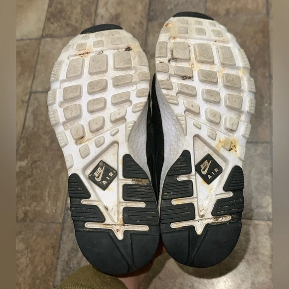 Nike  Size 7.5 - Picture 5 of 7